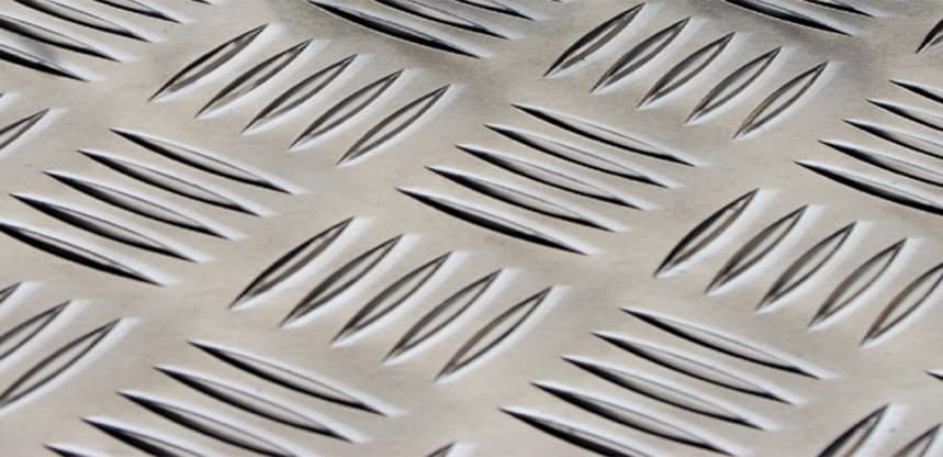 #5 Lines Checkered Pattern