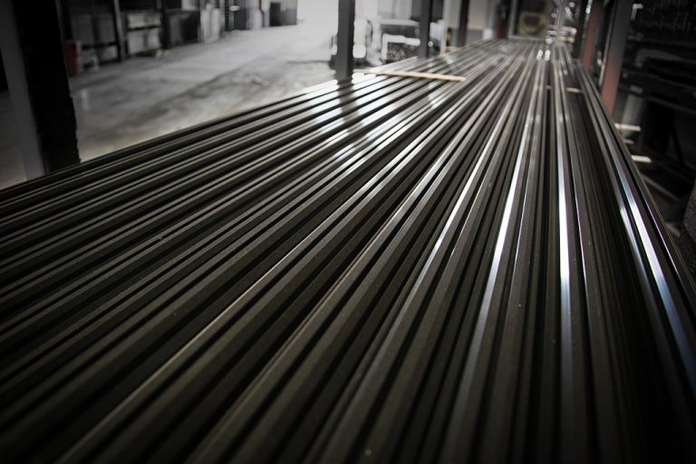 What are the qualities that you should look for in aluminum suppliers?